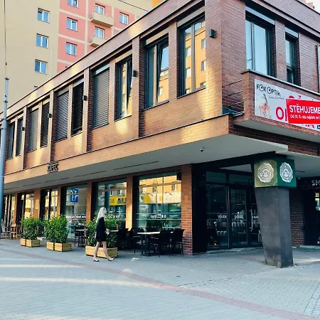 Zarohem 2 Bedrooms In Center With Balcony Apartamento Brno