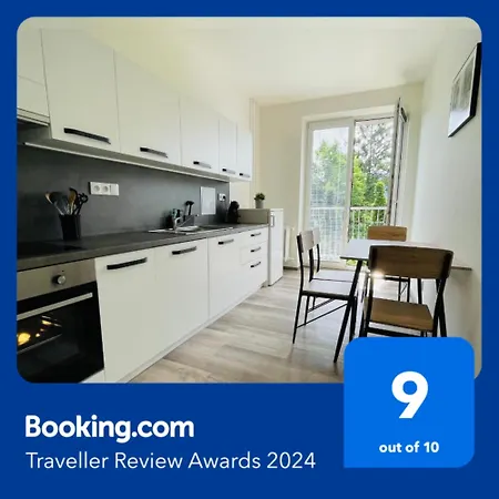 Appartement Zarohem 2 Bedrooms In Center With Balcony